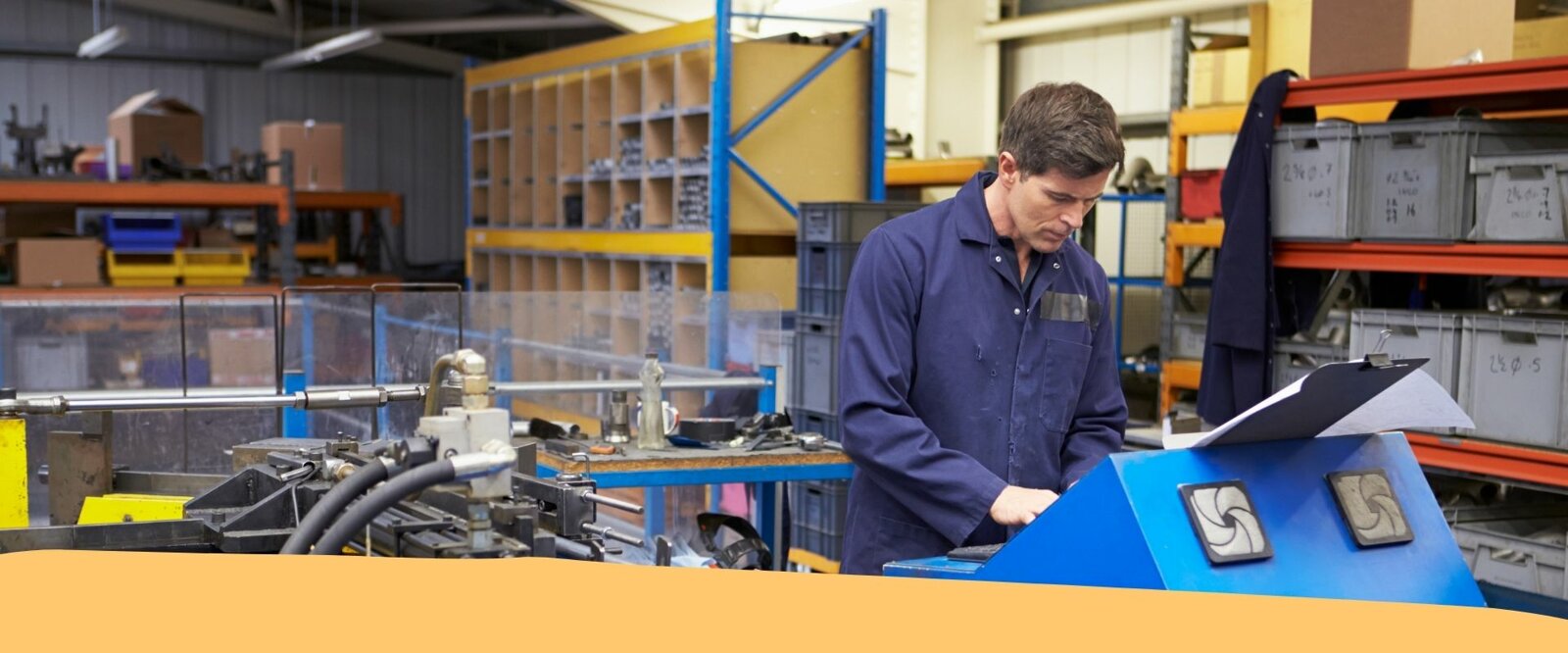 Un artigiano nella sua bottega